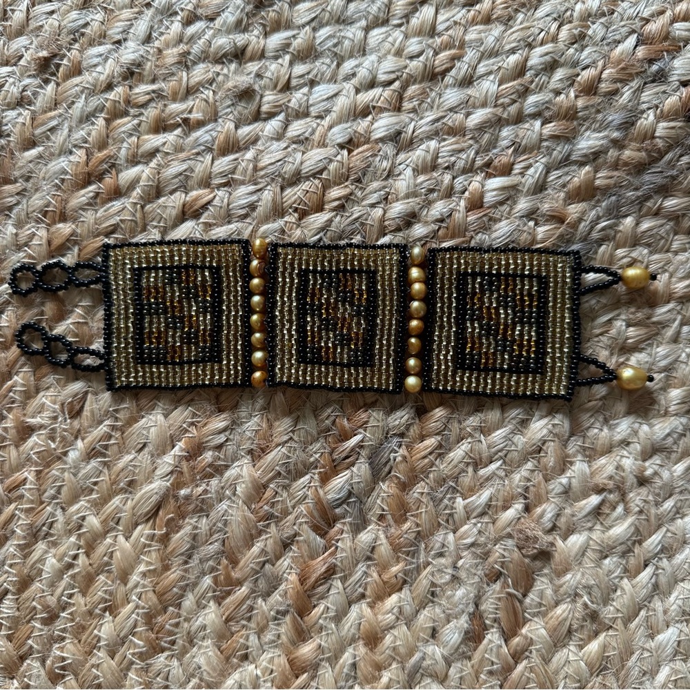 Black and Gold Beaded Bracelet